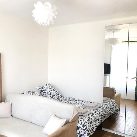 Cosy Studio Paris La Defense Apartment Puteaux Bagian luar foto